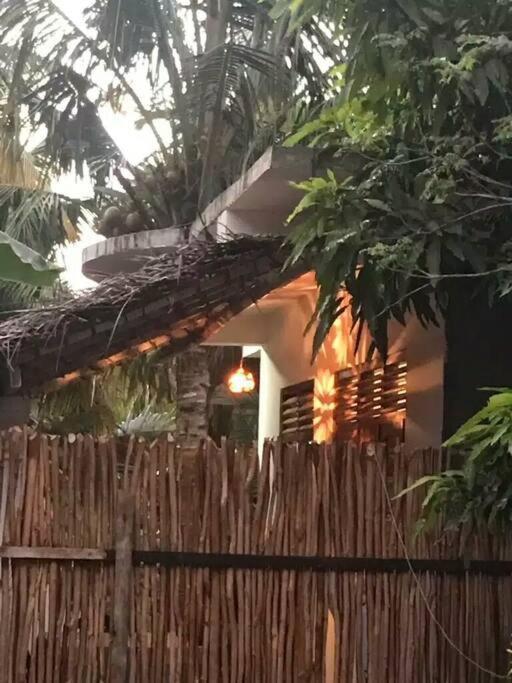 Yunal'S Place Matara Buitenkant foto