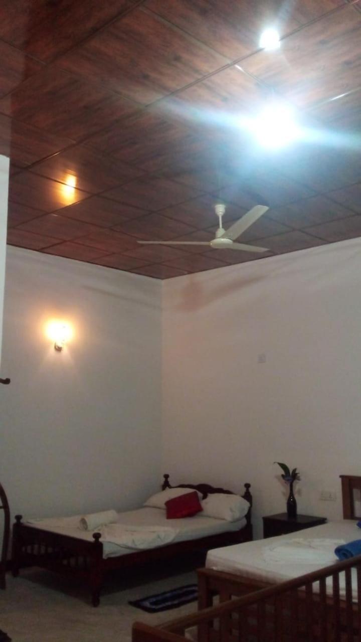 Yunal'S Place Matara Buitenkant foto